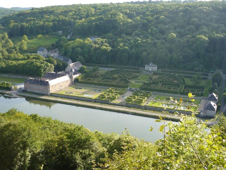 Laissez-Vous Enchanter Par La Vallee De La Meuse Hastiere-par-dela Экстерьер фото